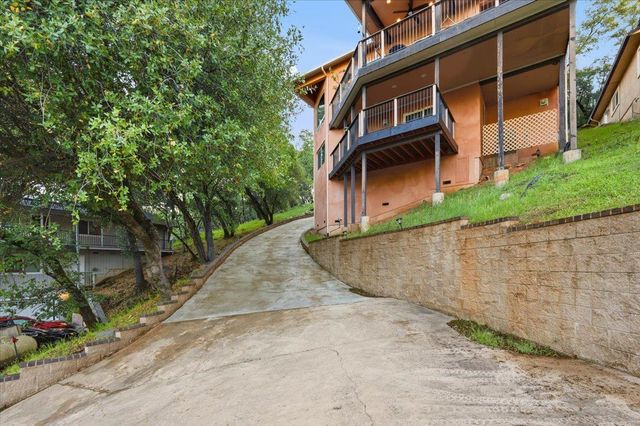 13049 Golden Trout Way, Penn Valley, CA 95946