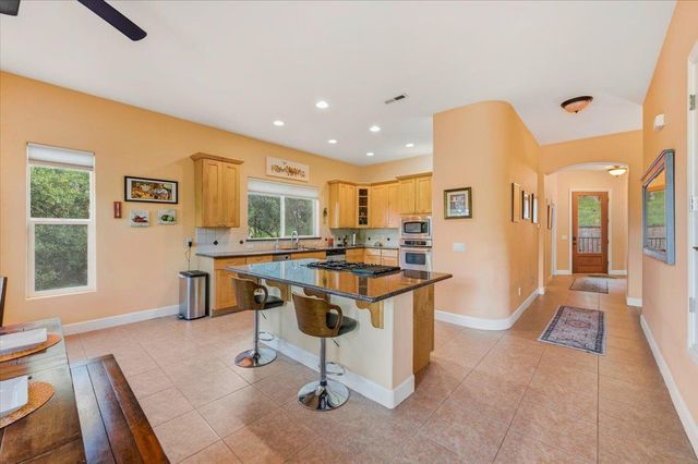 13049 Golden Trout Way, Penn Valley, CA 95946