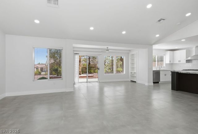 2520 Silverton Drive, Las Vegas, NV 89134