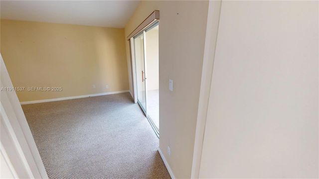 9301 Sunrise Lakes Boulevard 303, Sunrise, FL 33322