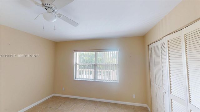 9301 Sunrise Lakes Boulevard 303, Sunrise, FL 33322