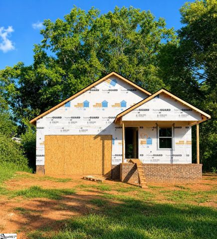 225 Sunny Street, Spartanburg, SC 29306