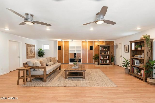 321 E Campbell Road, Chandler, AZ 85225