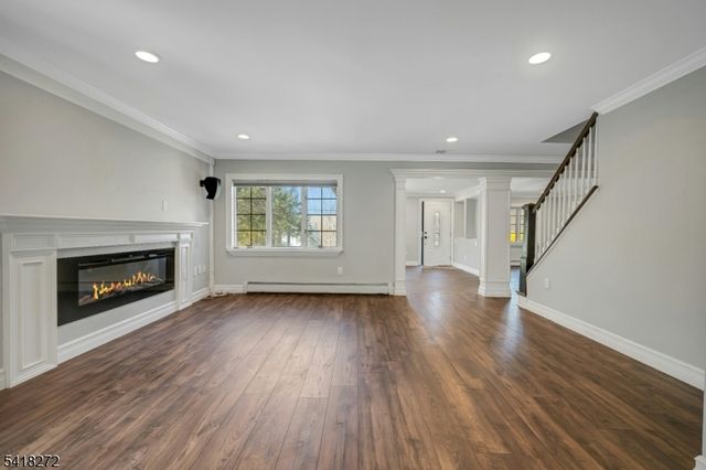 21 Hewlett Rd, Montville Twp., NJ 07082