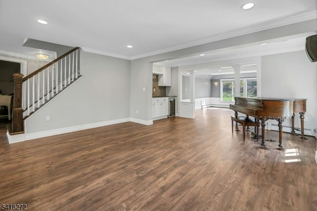 21 Hewlett Rd, Montville Twp., NJ 07082