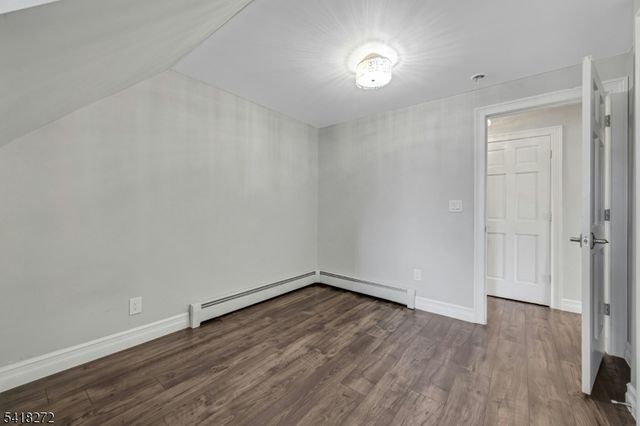 21 Hewlett Rd, Montville Twp., NJ 07082