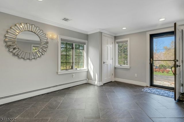 21 Hewlett Rd, Montville Twp., NJ 07082