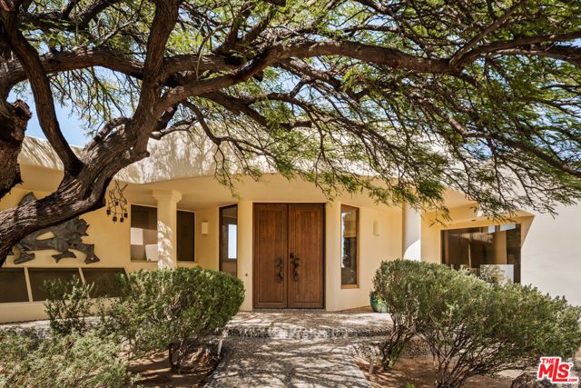 57425 Palm Seco Circle, Palm Desert, CA 92561