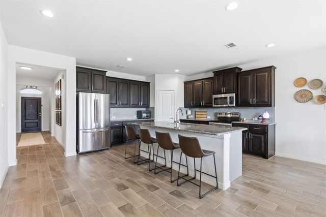 1109 Scotney Lane, Saginaw, TX 76131