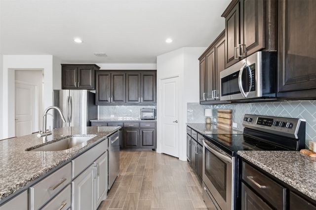 1109 Scotney Lane, Saginaw, TX 76131