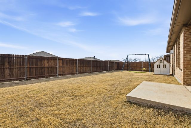 1109 Scotney Lane, Saginaw, TX 76131