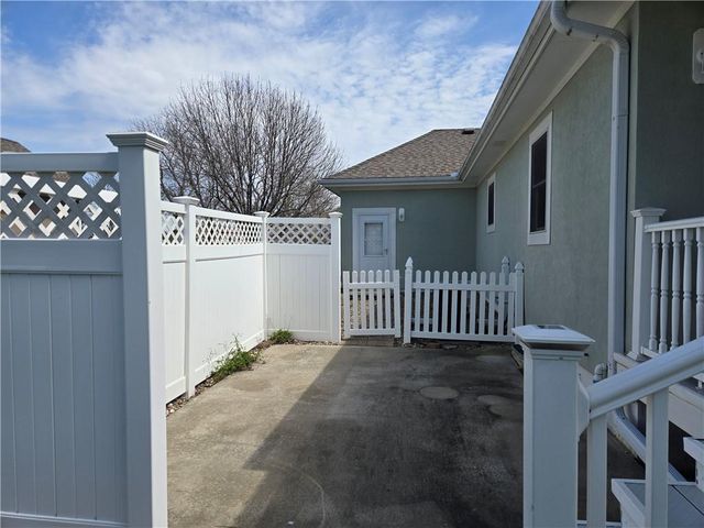 22604 Vincent Street, Peculiar, MO 64078