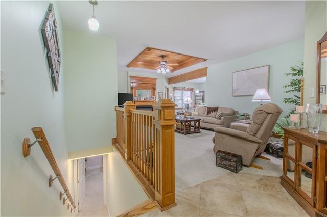 22604 Vincent Street, Peculiar, MO 64078