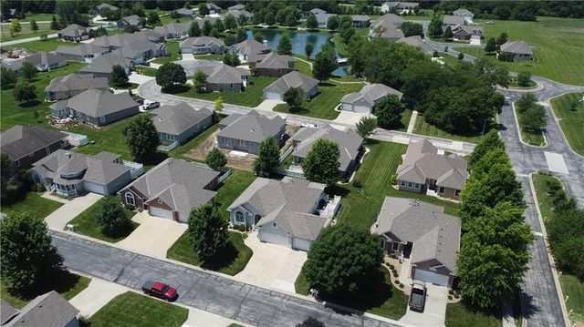 22604 Vincent Street, Peculiar, MO 64078