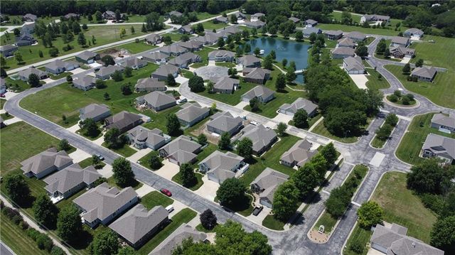 22604 Vincent Street, Peculiar, MO 64078