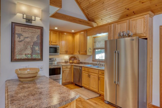 237 Flat Rock Ridge Road, Blairsville, GA 30512