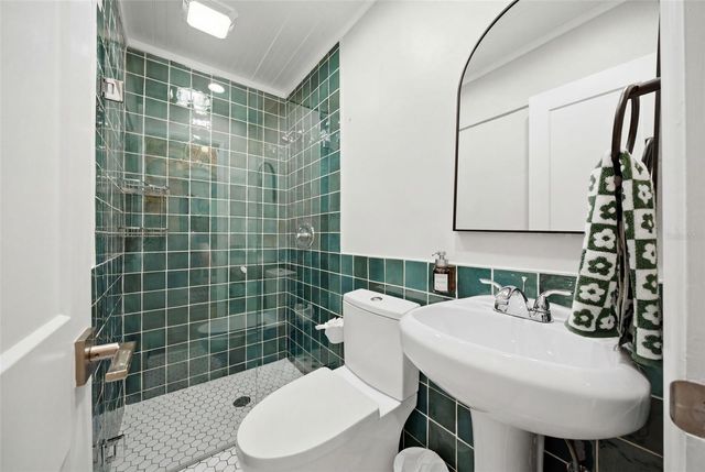 1023 GRANADA STREET, Clearwater, FL 33755