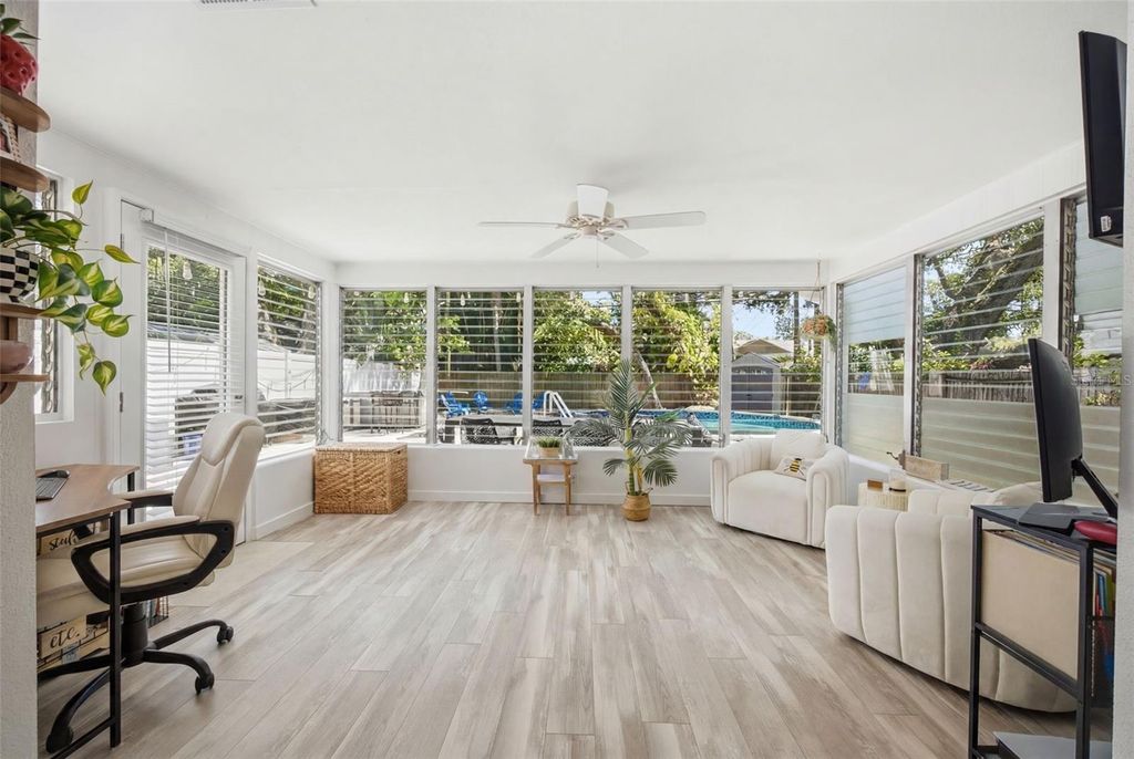 Image 21 of property listing at 1023 GRANADA STREET, Clearwater, FL 33755
