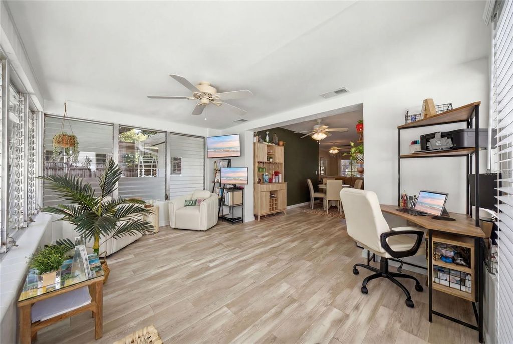 Image 22 of property listing at 1023 GRANADA STREET, Clearwater, FL 33755