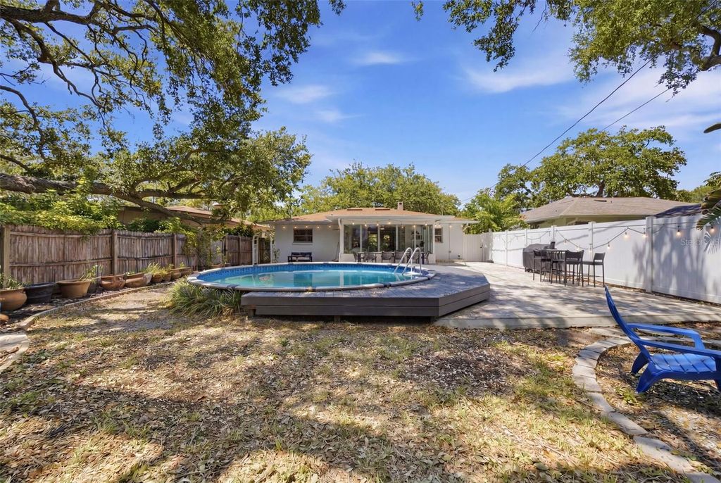 Image 39 of property listing at 1023 GRANADA STREET, Clearwater, FL 33755