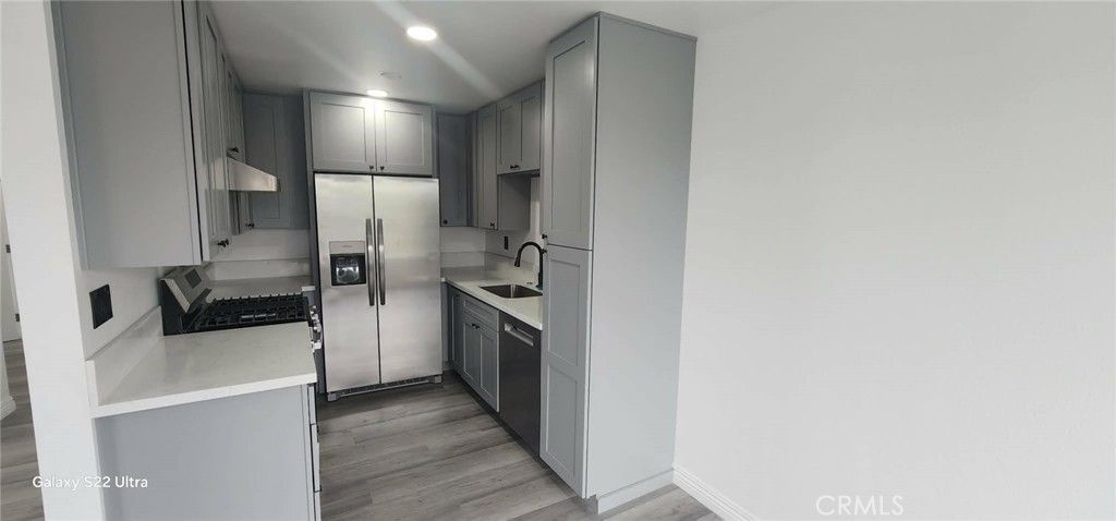 Image 1 of property listing at 1566 Pine Avenue 202A, Long Beach, CA 90813