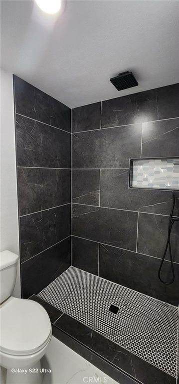 Image 2 of property listing at 1566 Pine Avenue 202A, Long Beach, CA 90813