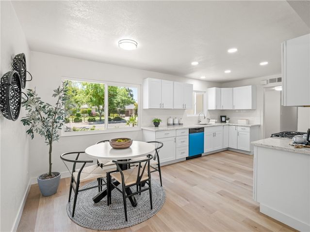 3236 W Browning Avenue, Fresno, CA 93711