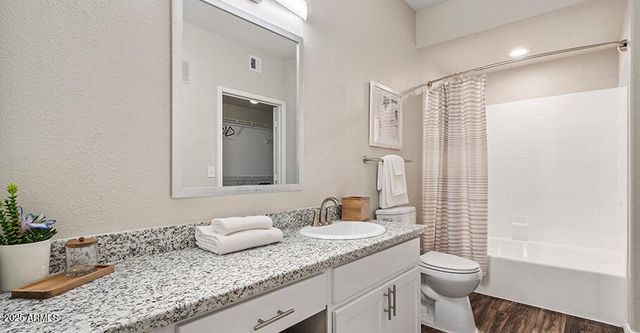 1802 W MARYLAND Avenue 1, Phoenix, AZ 85015