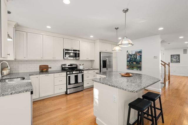 144 Princeton Ave, Waltham, MA 02151