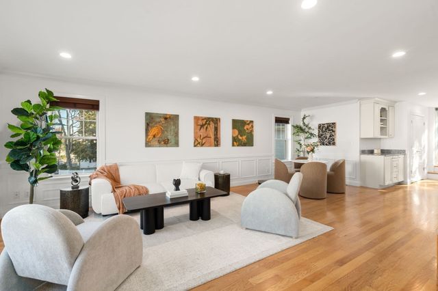 144 Princeton Ave, Waltham, MA 02151