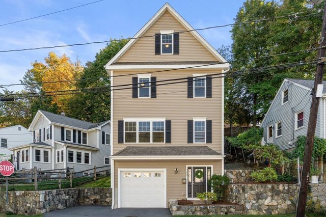 144 Princeton Ave, Waltham, MA 02151