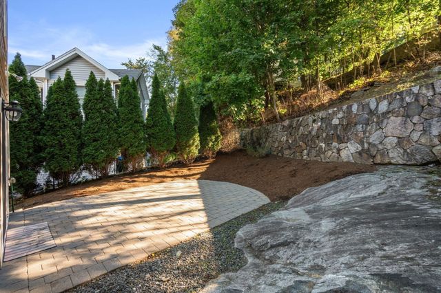 144 Princeton Ave, Waltham, MA 02151