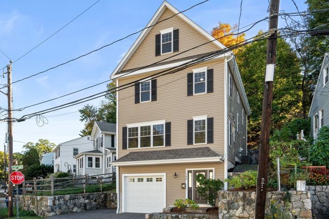 144 Princeton Ave, Waltham, MA 02151