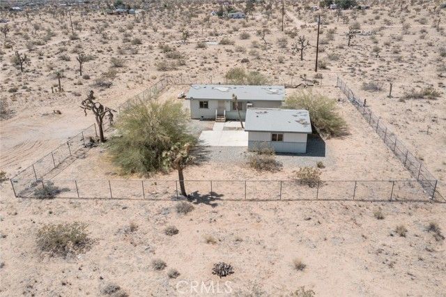 59125 Shayne Lane, Landers, CA 92285