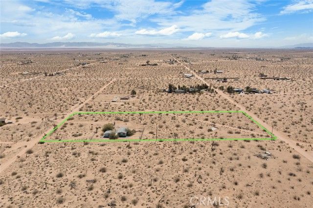 59125 Shayne Lane, Landers, CA 92285