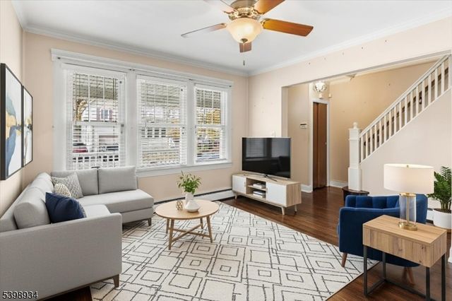 40 Ling St, Woodbridge Twp., NJ 08863