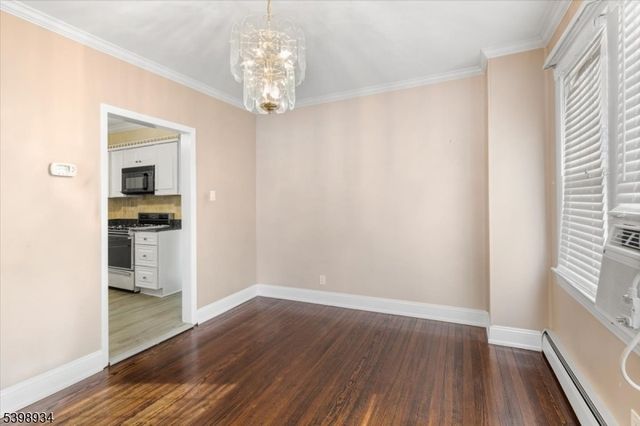 40 Ling St, Woodbridge Twp., NJ 08863