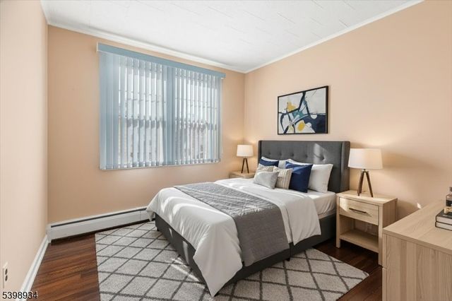 40 Ling St, Woodbridge Twp., NJ 08863