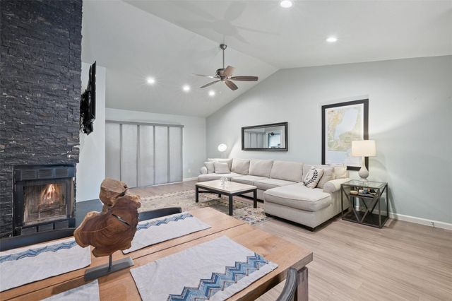 2450 Wickersham LN 302, Austin, TX 78741