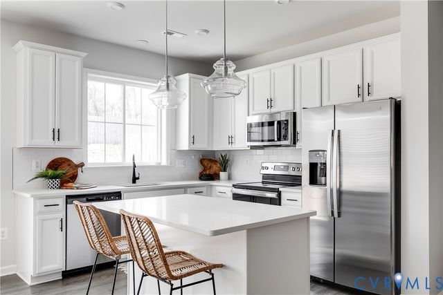 651 McCormick Farm Dr, Glen Allen, VA 23060