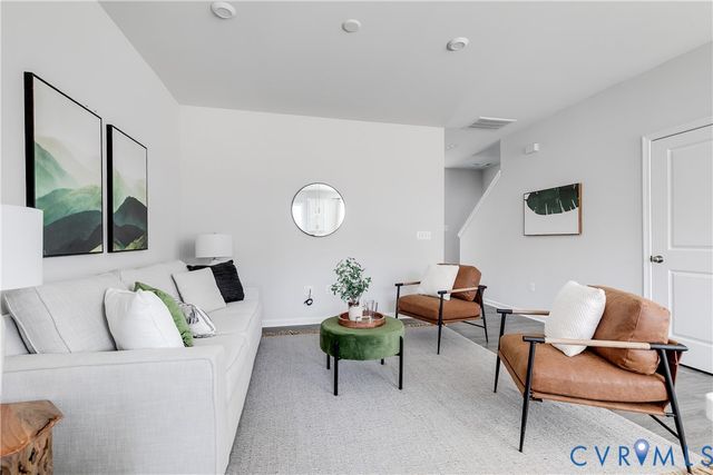 651 McCormick Farm Dr, Glen Allen, VA 23060