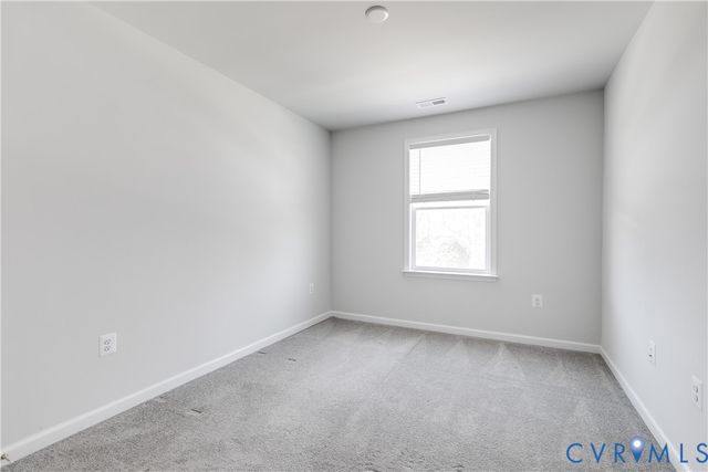 651 McCormick Farm Dr, Glen Allen, VA 23060