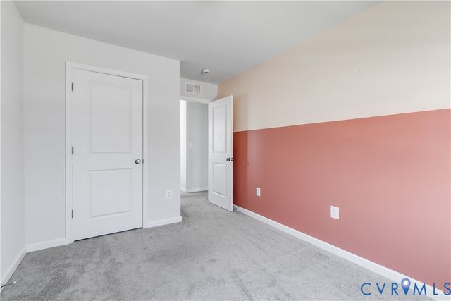 651 McCormick Farm Dr, Glen Allen, VA 23060