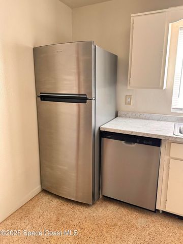 140 Niemira Avenue, Indialantic, FL 32903