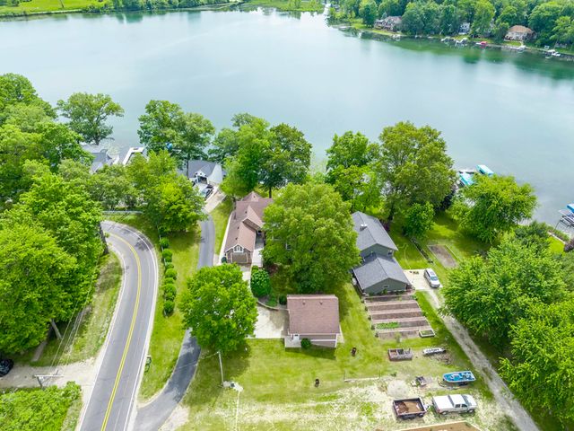 115 Lane 165 Lime Lake, Angola, IN 46703