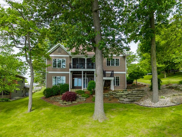 115 Lane 165 Lime Lake, Angola, IN 46703