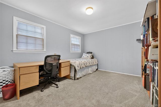 4 Lois Lane, Monsey, NY 10952