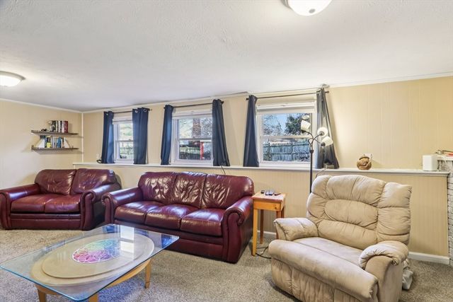 24 Oberlin Rd, Brockton, MA 02302