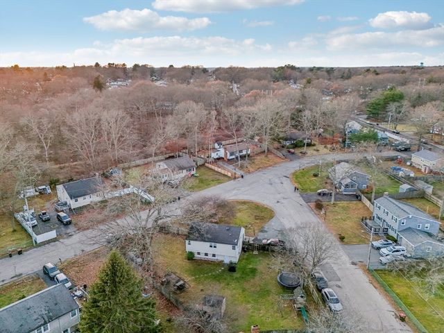 24 Oberlin Rd, Brockton, MA 02302