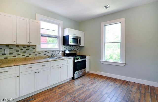 231 Wainwright St, Newark City, NJ 07112